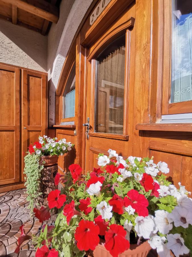 Snowflake Apartment Livigno Dış mekan fotoğraf